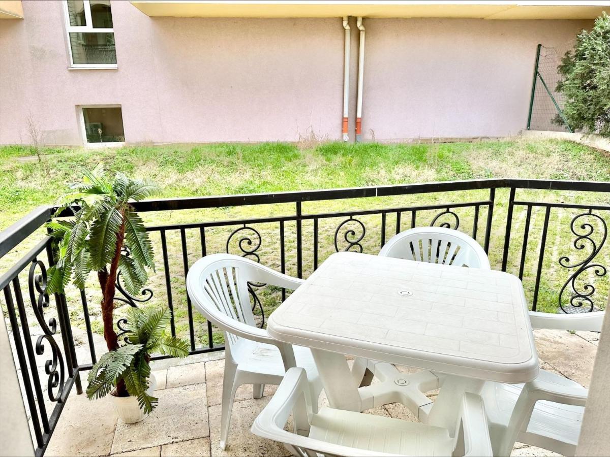 Menada Romance Marine Apartments Sunny Beach Exterior foto