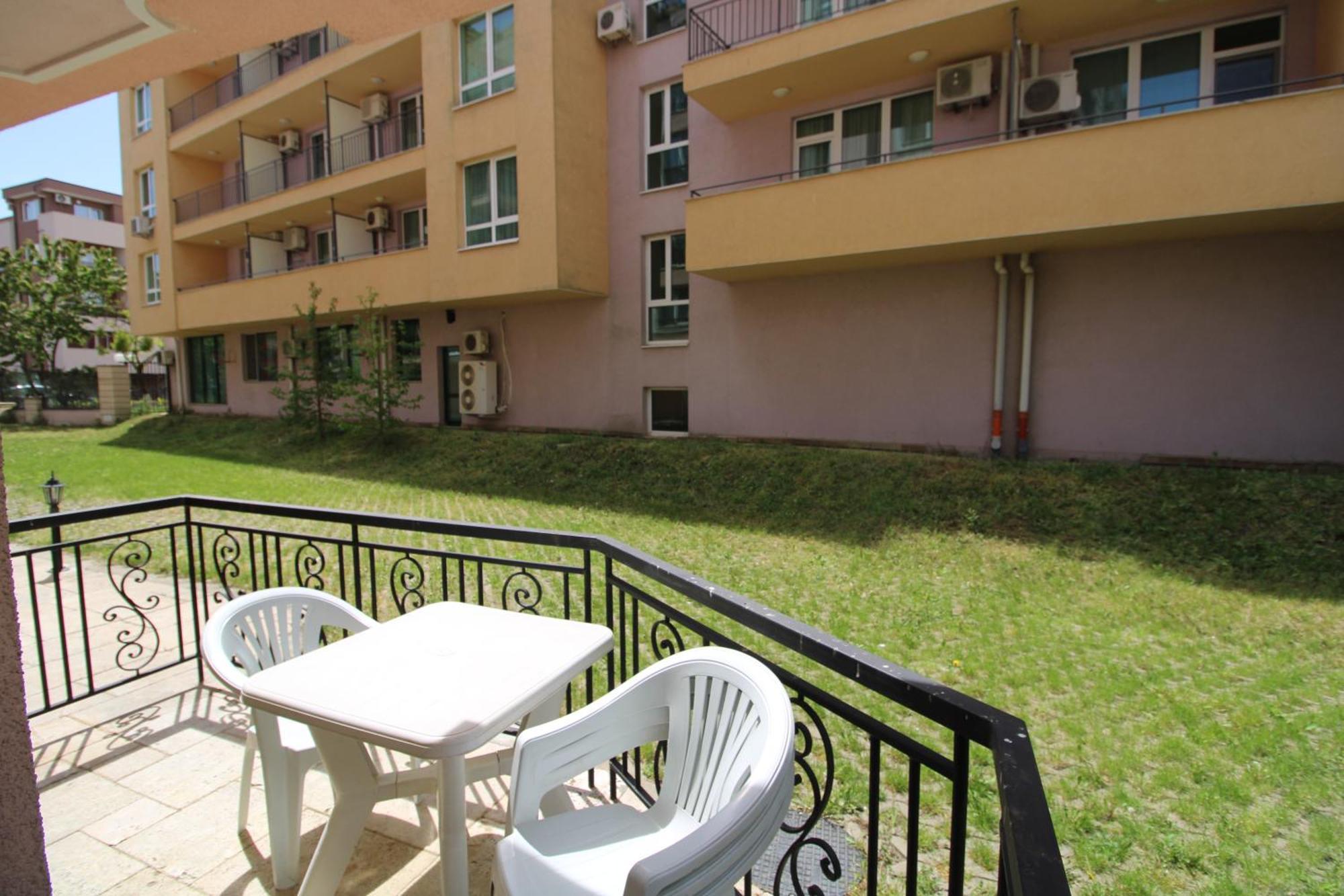 Menada Romance Marine Apartments Sunny Beach Habitación foto