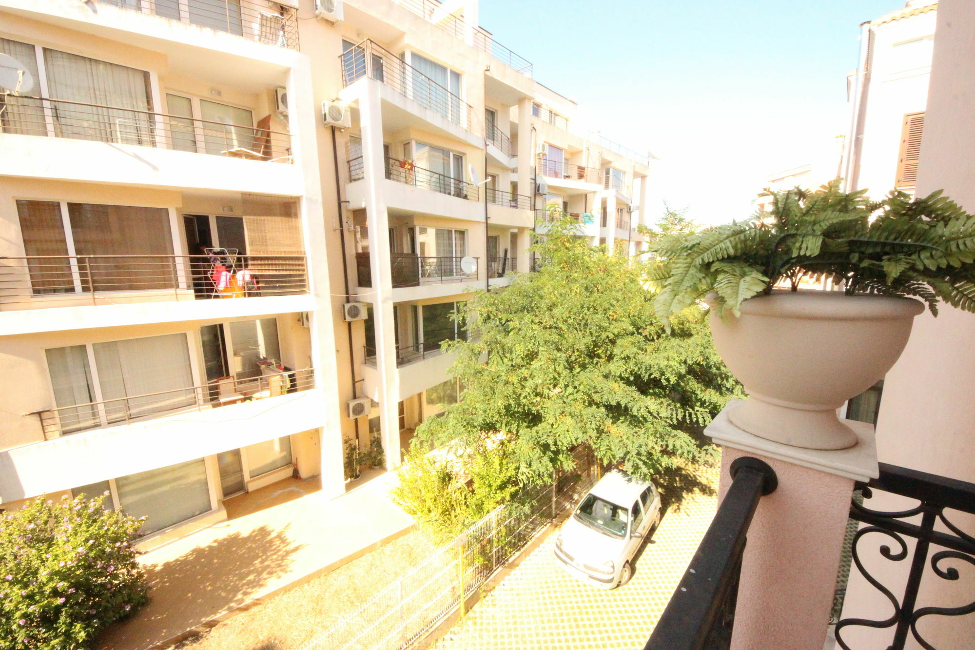 Menada Romance Marine Apartments Sunny Beach Exterior foto